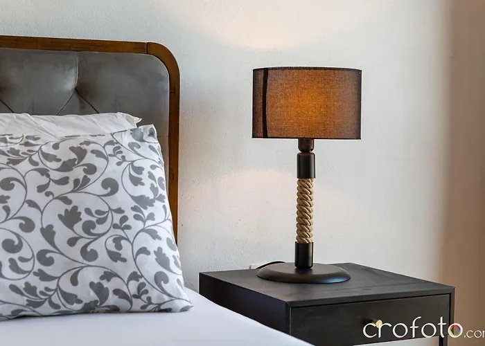 Marcela * Преко